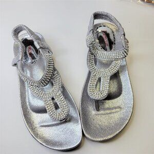 WOMENS Size 8 Silver Sandals L' Amour Cushioned Comfort Insole Toe Post NEW